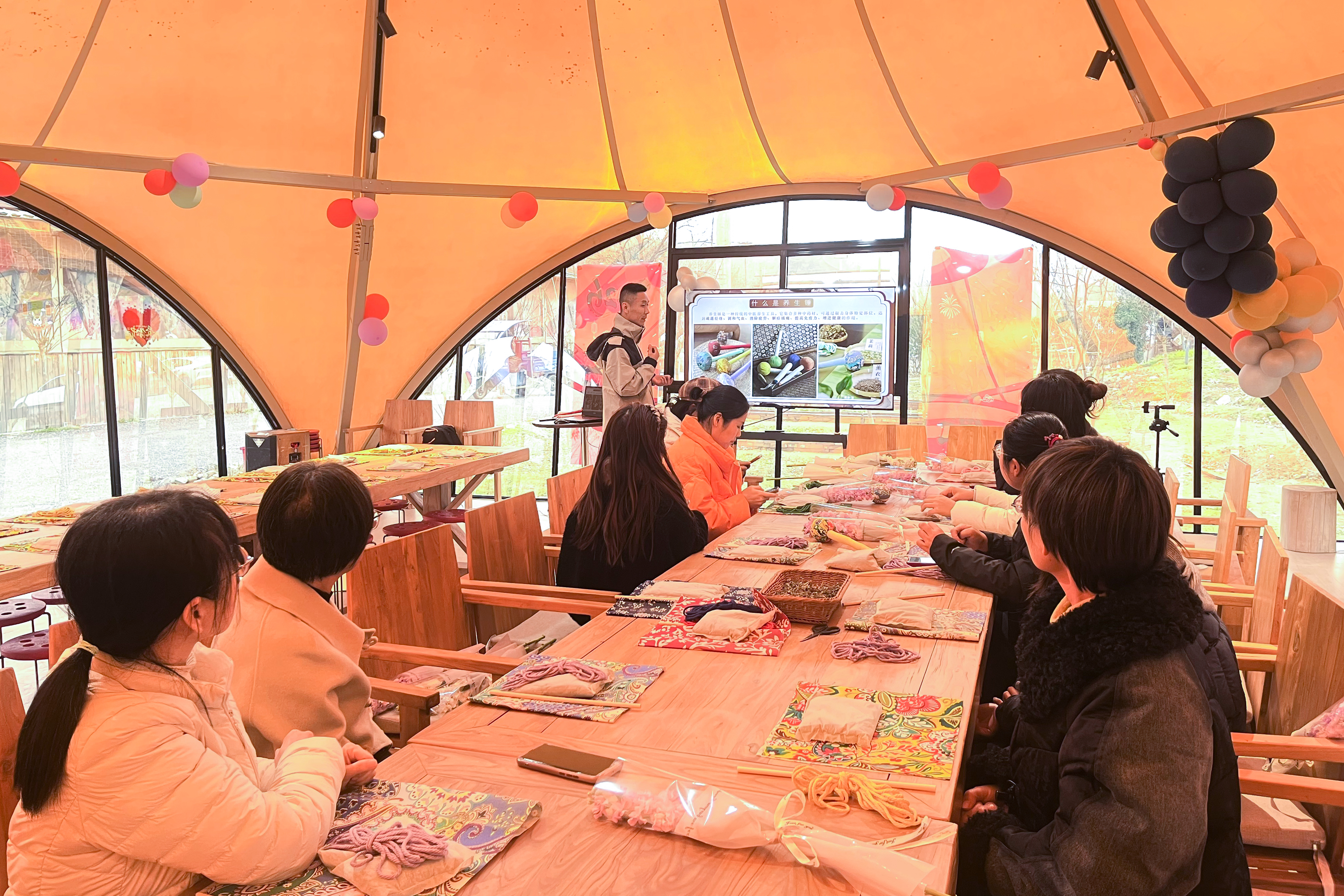 制作艾草錘1.jpg 制作艾草錘1.jpg